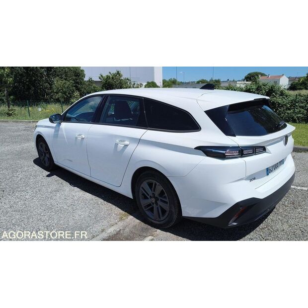 2022 Peugeot 308-47753396