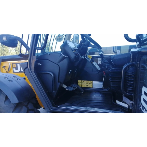 2017 JCB 540-140-47757309