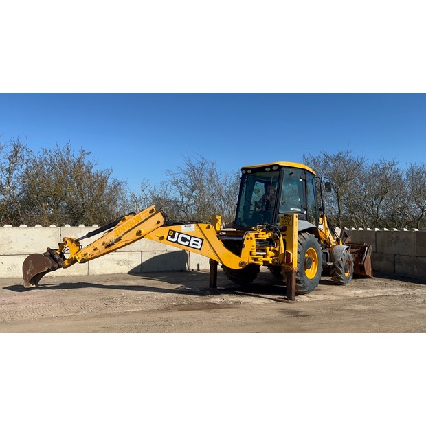 2013 جيه سي بي 3CX SITEMASTER-47757316