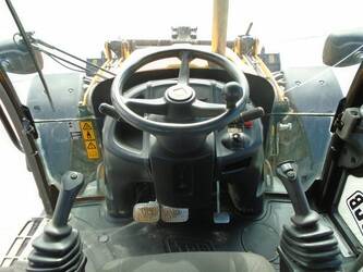 2012-jcb-4cx-eco-1461475-47757320