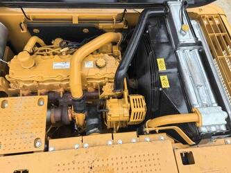 2024-caterpillar-330d-1461489-47757614