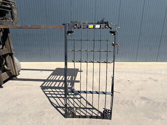 2013-caterpillar-320f-1461708-47760475
