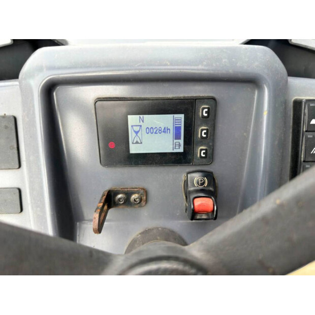 2020 DYNAPAC CC1100-47761547