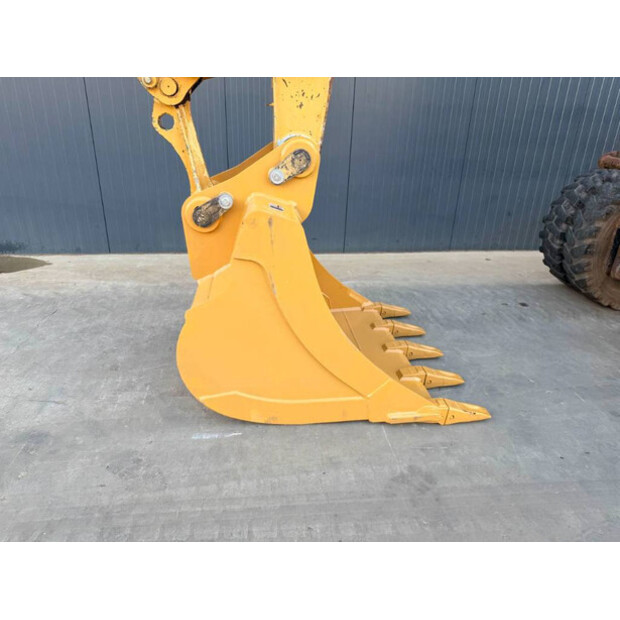 2003 Caterpillar M318C-47761597