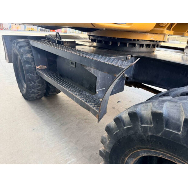 2003 Caterpillar M318C-47761600