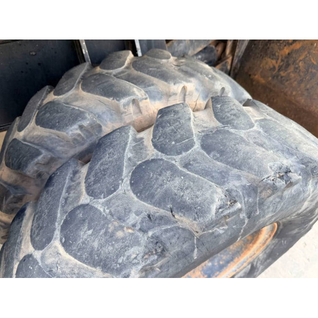 2003 Caterpillar M318C-47761615
