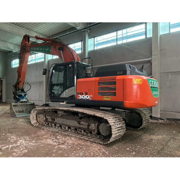 2017 Hitachi ZX300LC-6-47761878