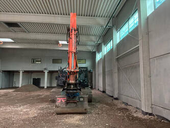 2017-hitachi-zx300lc-6-1461849-47761880