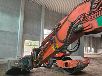 2017-hitachi-zx300lc-6-1461849-47761898