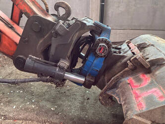 2017-hitachi-zx300lc-6-1461849-47761906
