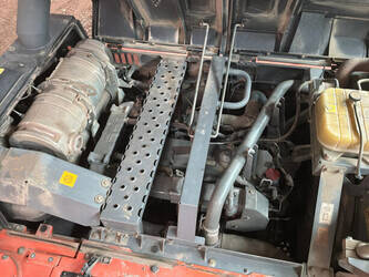 2017-hitachi-zx300lc-6-1461849-47761913