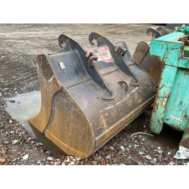 2017 Hitachi ZX300LC-6-47761932