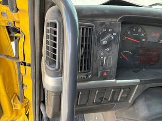 2011-volvo-fmfh-e5-1461850-47761985