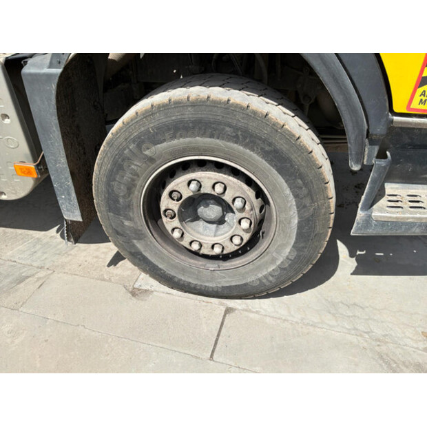 2011 فولفو FMFH E5-47761991