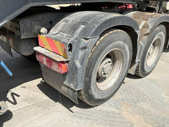 2011-volvo-fmfh-e5-1461850-47761996