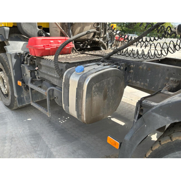2011 فولفو FMFH E5-47761999