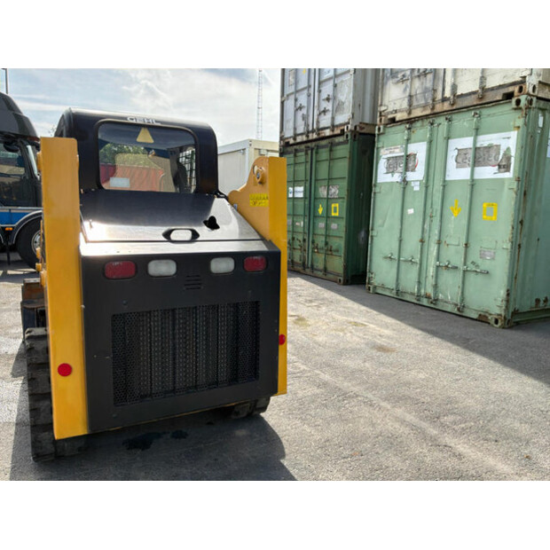 2021 Gehl RT105-47762093