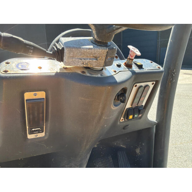 2016 Ausa D 100-47762179
