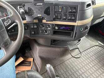 2008-volvo-fh-520-1461863-47762418