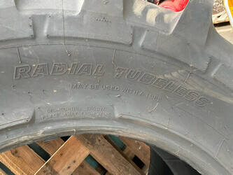 pirelli-tm700-520-70r38-47762503