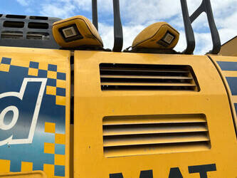 2017-komatsu-hb365lc-3-1461897-47763341