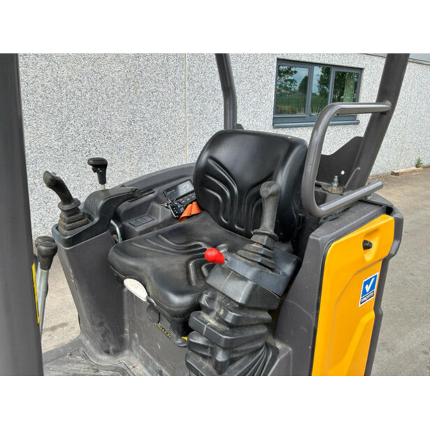 2021 Volvo ECR18E-47763372