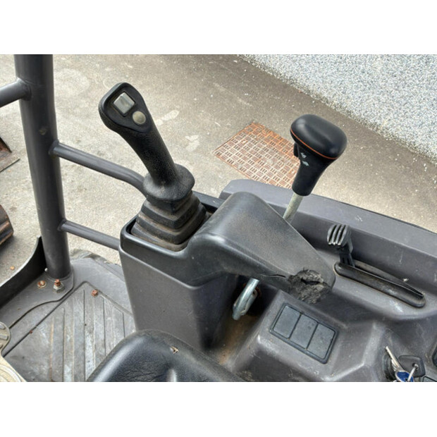 2021 Volvo ECR18E-47763375
