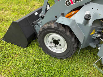2023-giant-g1200-47763431