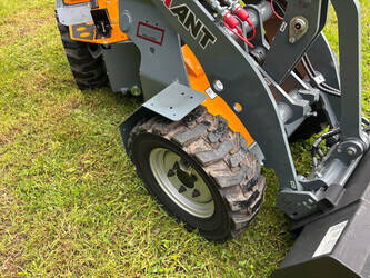 2023-giant-g1200-47763435