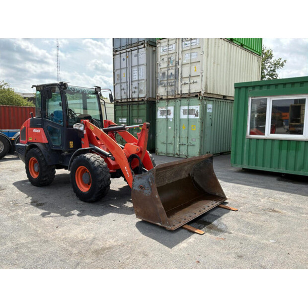 2015 KUBOTA R065-47763735