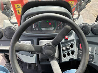 2015-kubota-r065-1461916-47763756