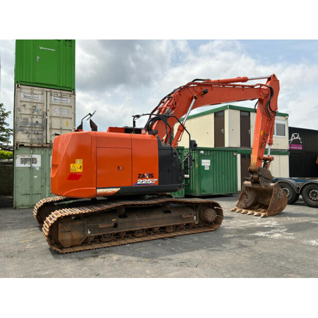 2019 Hitachi ZX225USRLC-6-47763806