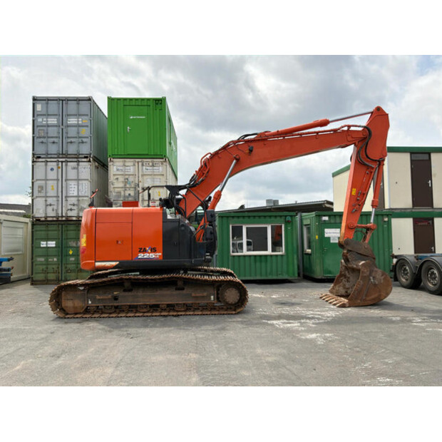 2019 Hitachi ZX225USRLC-6-47763808