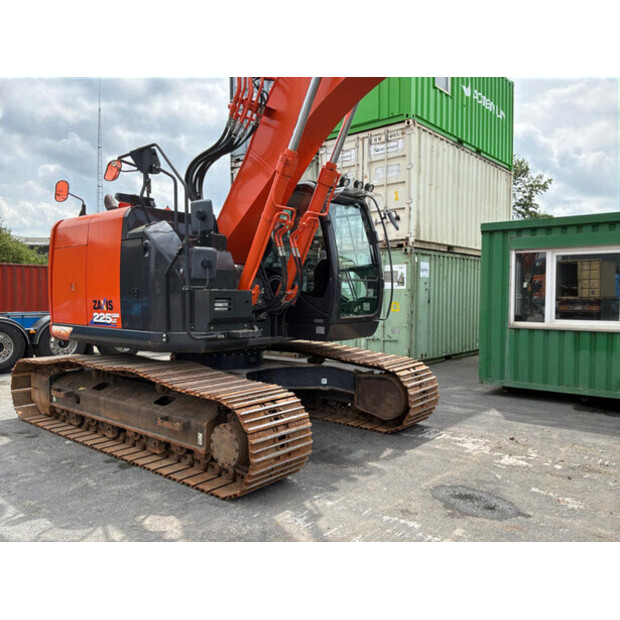 2019 Hitachi ZX225USRLC-6-47763810