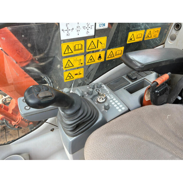 2019 Hitachi ZX225USRLC-6-47763832