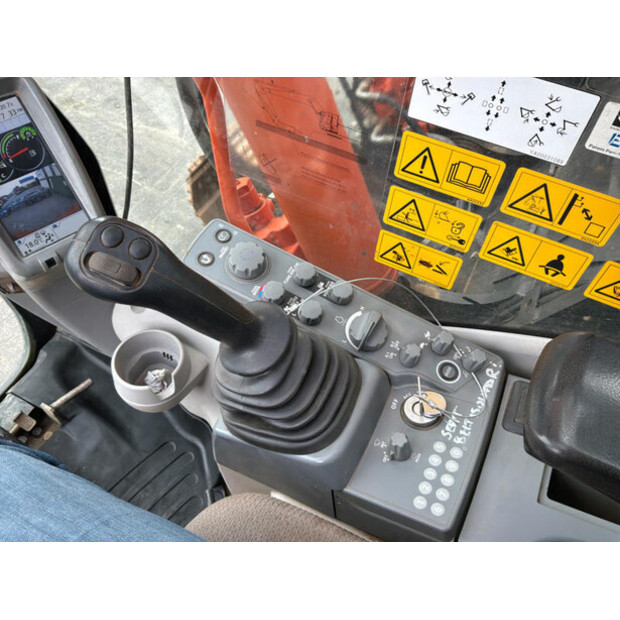 2019 Hitachi ZX225USRLC-6-47763837