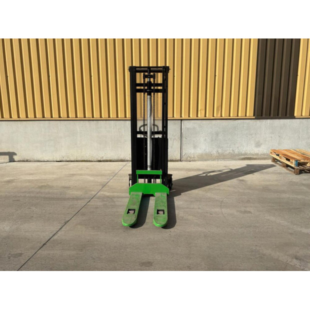 2013 Falconlift Idol 1530-47764059