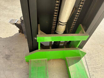 2013-falconlift-idol-1530-47764066
