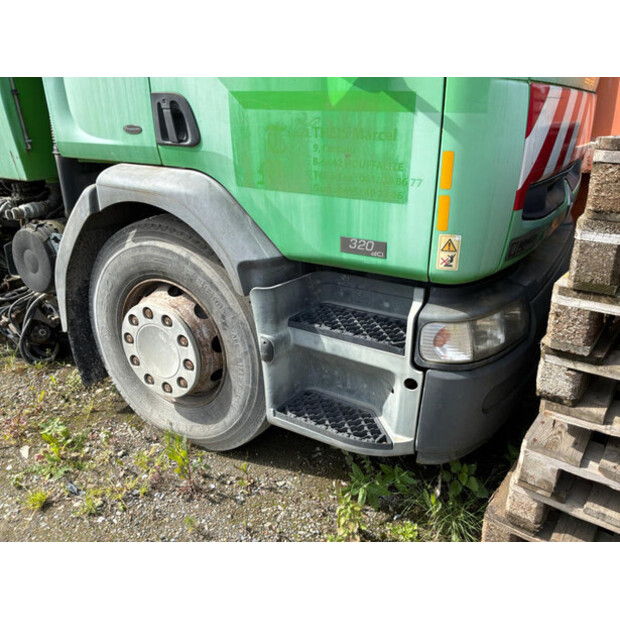 2004 رينو 320 dci-47764687