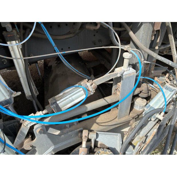 2004 رينو 320 dci-47764693