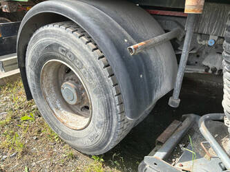 2004-renault-320-dci-47764695