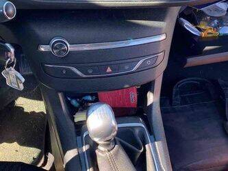 2015-peugeot-308-1462022-47775433