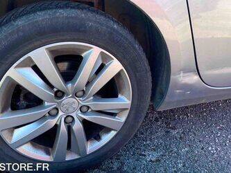 2015-peugeot-308-1462022-47775447