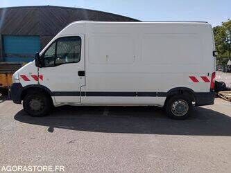 2009-renault-master-1462025-47775571