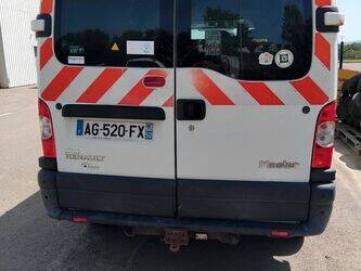2009-renault-master-1462025-47775574