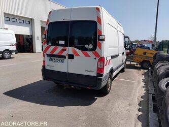 2009-renault-master-1462025-47775575
