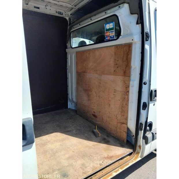 2009 Renault Master-47775580