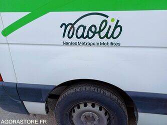2016-renault-master-1462029-47775662