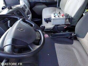 2009-renault-midlum-1462030-47775718