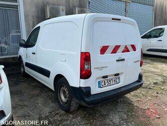 2012-peugeot-partner-1462031-47775763
